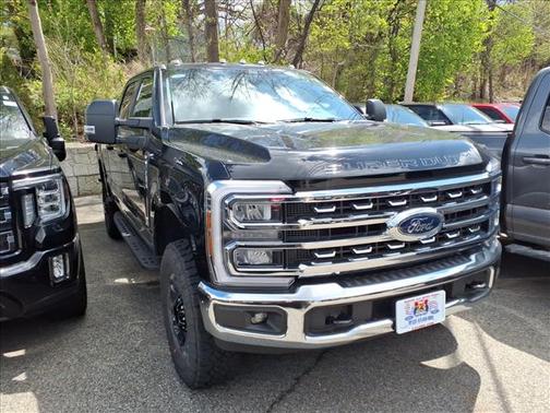 Agate Black Metallic 2026 Ford F-350 XLT