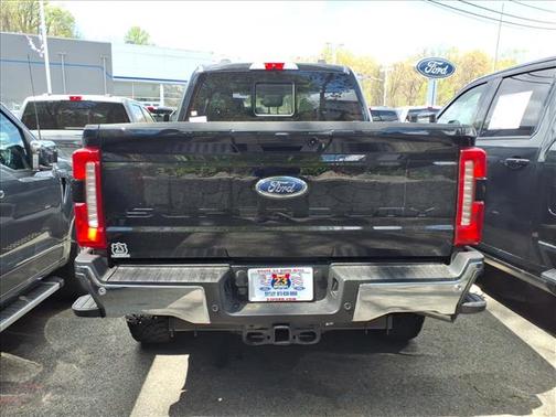 Agate Black Metallic 2026 Ford F-350 XLT