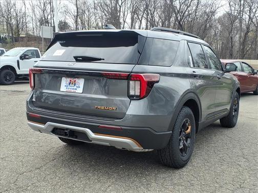 Carbonized Gray Metallic 2026 Ford Explorer Tremor