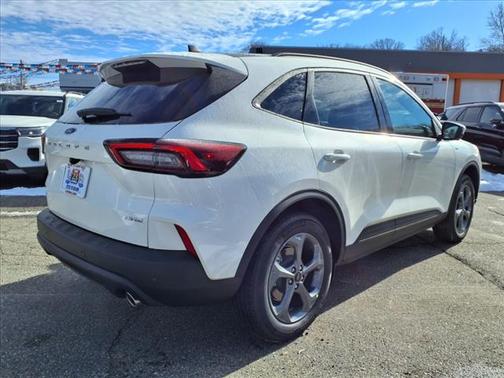 2025 Ford Escape ST-Line Select