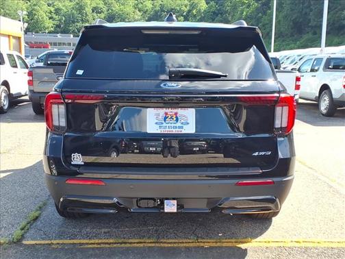 Agate Black Metallic 2026 Ford Explorer ST-Line