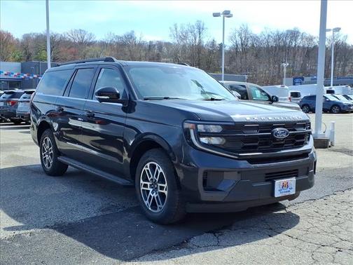 Dark Matter Gray Metallic 2026 Ford Expedition Max Active 4x4