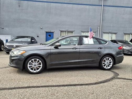 2020 Ford Fusion Hybrid SE