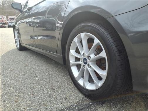 2020 Ford Fusion Hybrid SE