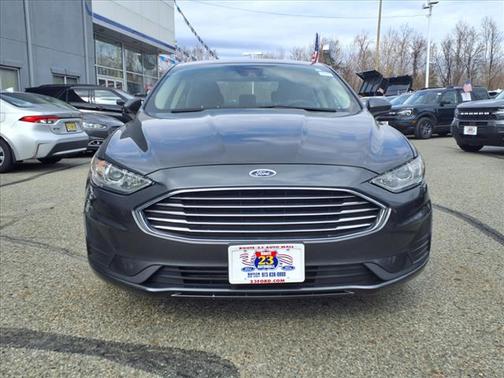 2020 Ford Fusion Hybrid SE