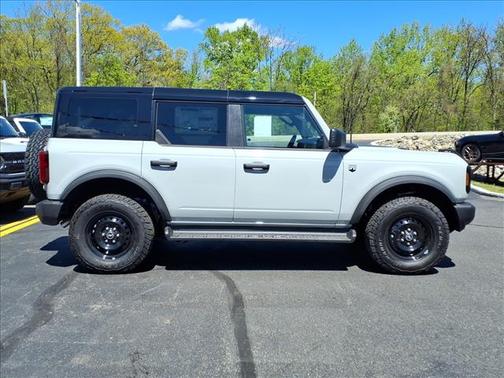 Avalanche Gray 2026 Ford Bronco Big Bend