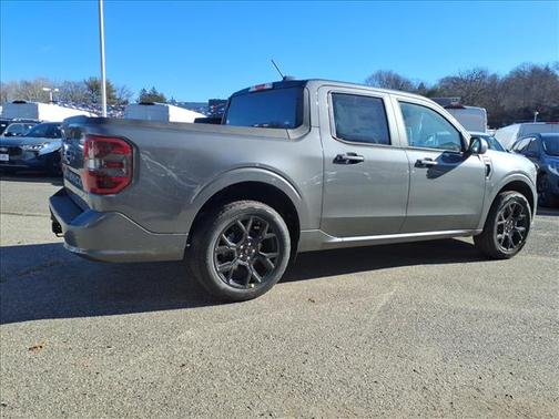 2026 Ford Maverick Lobo Standard