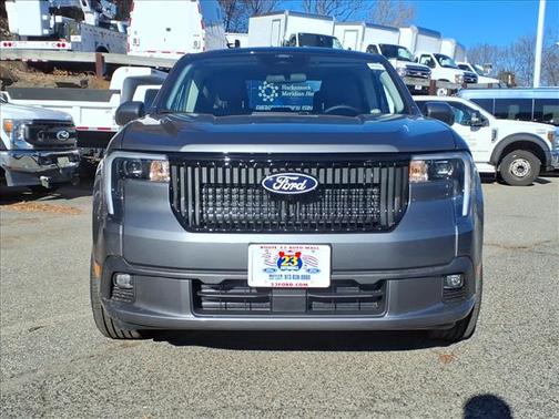 2026 Ford Maverick Lobo Standard