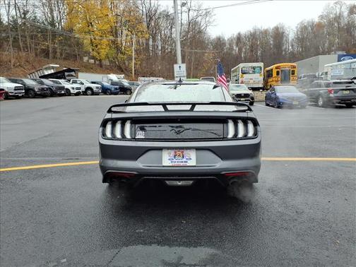 2022 Ford Mustang EcoBoost Premium