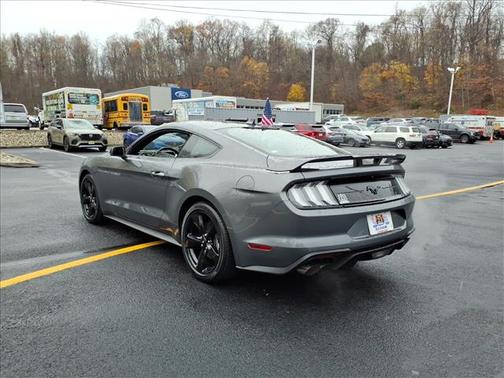 2022 Ford Mustang EcoBoost Premium