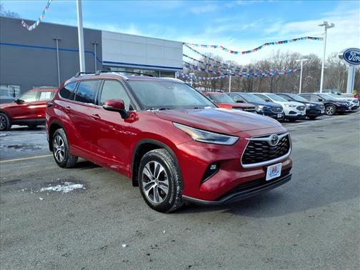 2021 Toyota Highlander XLE