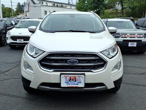 White Platinum Metallic Tri-Coat 2022 Ford EcoSport Titanium