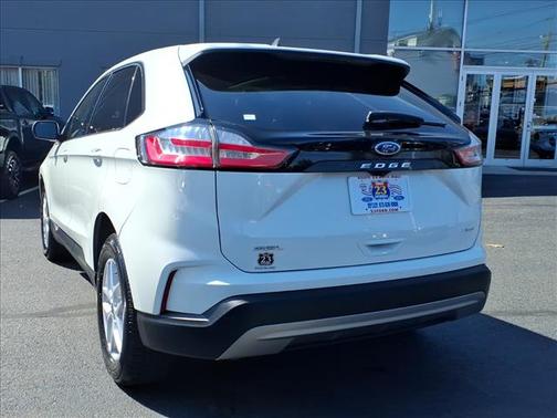 Star White Metallic Tri-Coat 2022 Ford Edge SEL