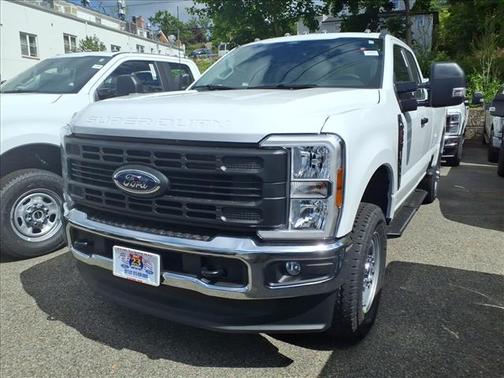Oxford White 2026 Ford F-350 XL