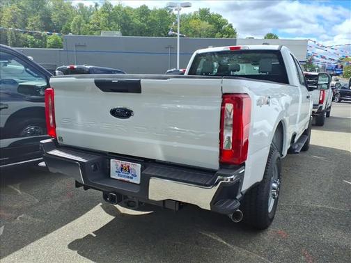 Oxford White 2026 Ford F-350 XL
