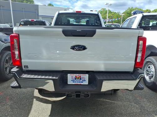 Oxford White 2026 Ford F-350 XL