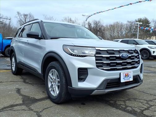 2026 Ford Explorer Active w/200A Pkg