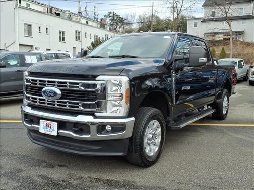 Agate Black Metallic 2024 Ford F-250 XLT
