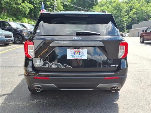 Agate Black Metallic 2021 Ford Explorer XLT