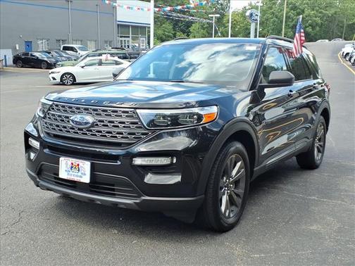 Agate Black Metallic 2021 Ford Explorer XLT