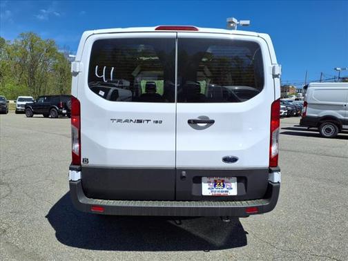 2025 Ford Transit-150 XL