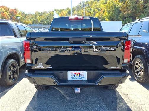 Black 2025 Chevrolet Colorado ZR2