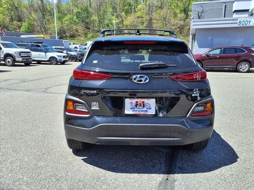 2021 Hyundai KONA SEL Plus