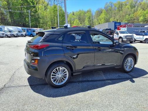 2021 Hyundai KONA SEL Plus