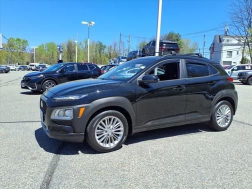 2021 Hyundai KONA SEL Plus