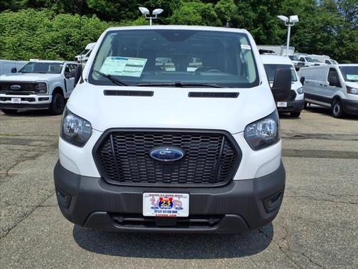 2025 Ford Transit-150 XL