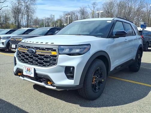 Space White Metallic 2026 Ford Explorer Tremor