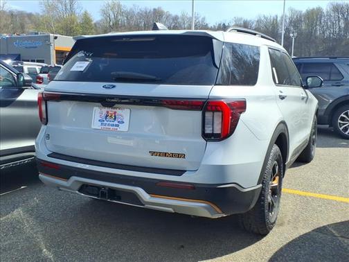 Space White Metallic 2026 Ford Explorer Tremor