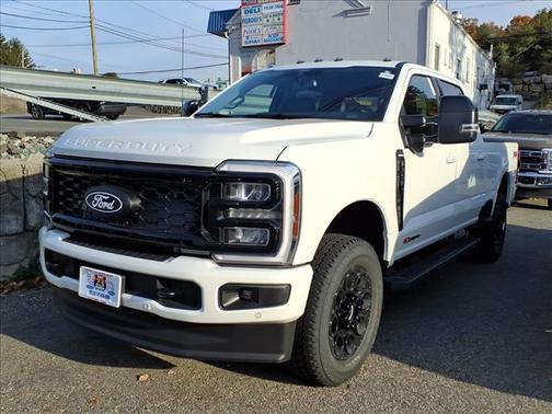 Star White Metallic Tri-Coat 2027 Ford F-350 Lariat