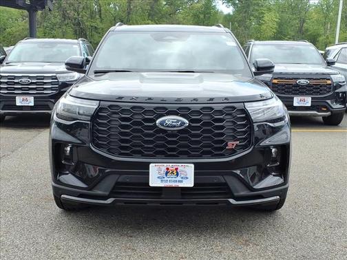 Agate Black Metallic 2026 Ford Explorer ST
