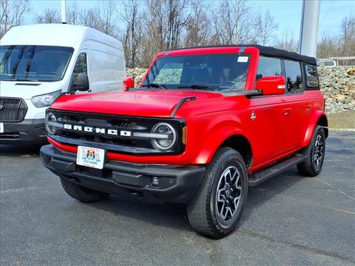 Race Red 2022 Ford Bronco Outer Banks