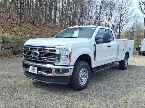 Oxford White 2026 Ford F-350 XL