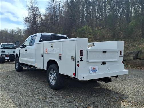 Oxford White 2026 Ford F-350 XL