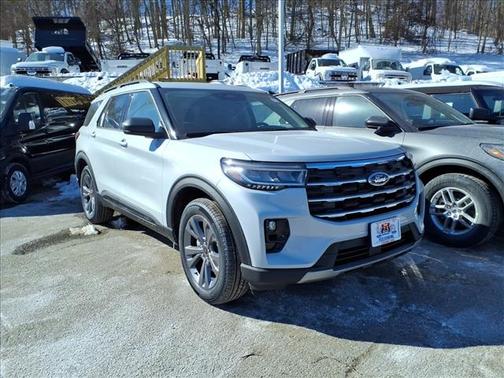 2026 Ford Explorer Active w/200A Pkg