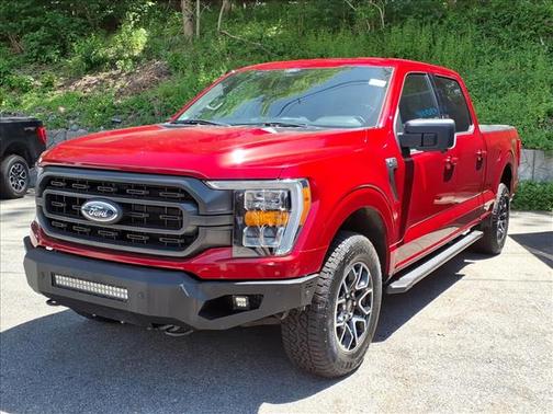 Rapid Red Metallic Tinted Clearcoat 2022 Ford F-150 XLT