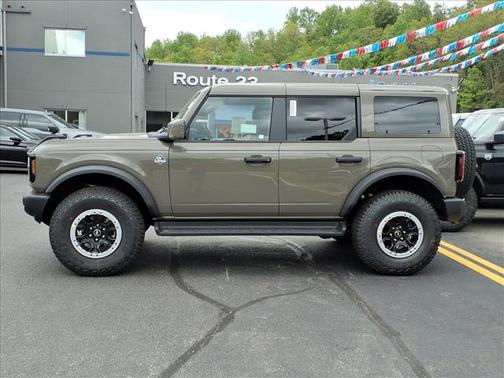 Marsh Gray 2026 Ford Bronco Outer Banks
