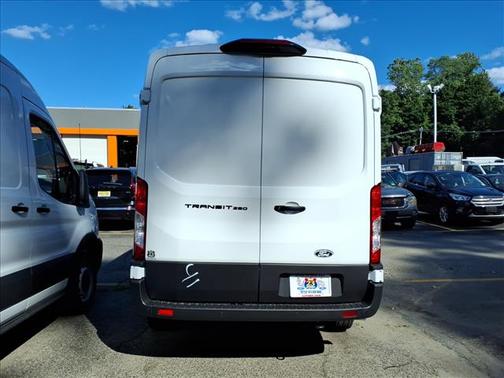 Oxford White 2026 Ford Transit-250 Base