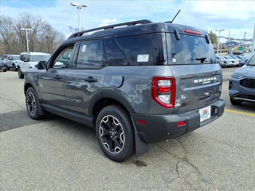 Carbonized Gray Metallic 2026 Ford Bronco Sport Outer Banks