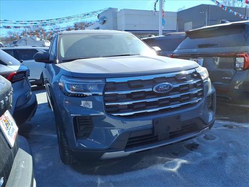 2026 Ford Explorer Active w/200A Pkg