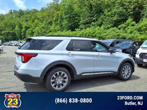 2025 Ford Explorer Active