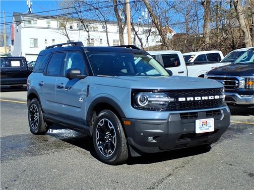 Azure Gray Metallic Tri-Coat 2025 Ford Bronco Sport Outer Banks