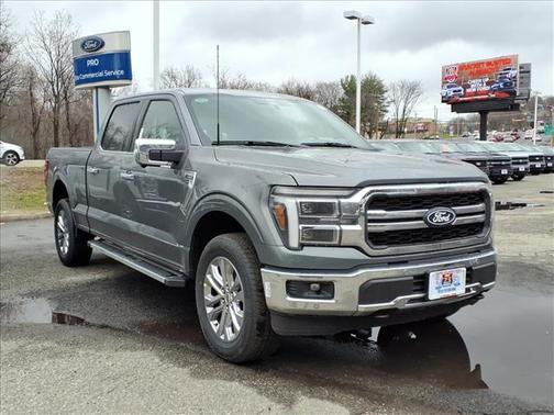 Carbonized Gray Metallic 2026 Ford F-150 Lariat