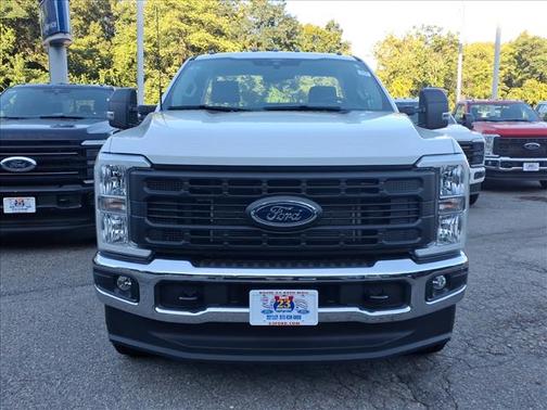 Oxford White 2026 Ford F-350 XL