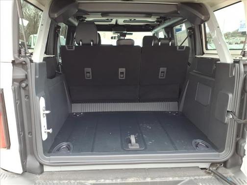 Avalanche Gray 2026 Ford Bronco Badlands