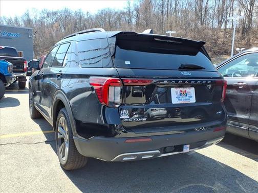 Agate Black Metallic 2026 Ford Explorer Active w/200A Pkg