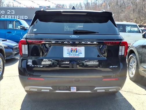 Agate Black Metallic 2026 Ford Explorer Active w/200A Pkg